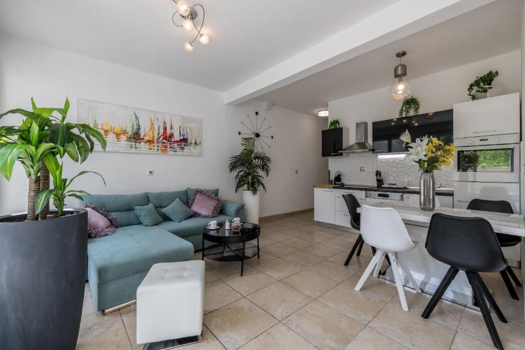Maestro Studio Apartment